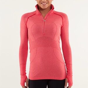 Women's lululemon Long Sleeve Quarter-Zip Top - size 6